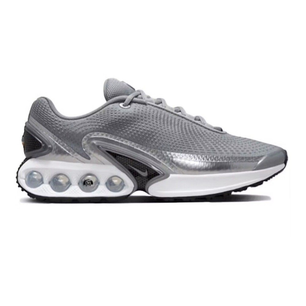 Nike Air Max Dn HJ9638 001 woman silver shoes sz 7 Brand New